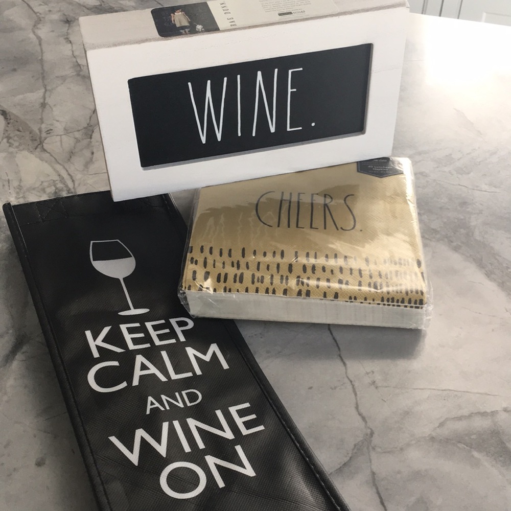 🆕Rae Dunn Wine gift bundle🍷